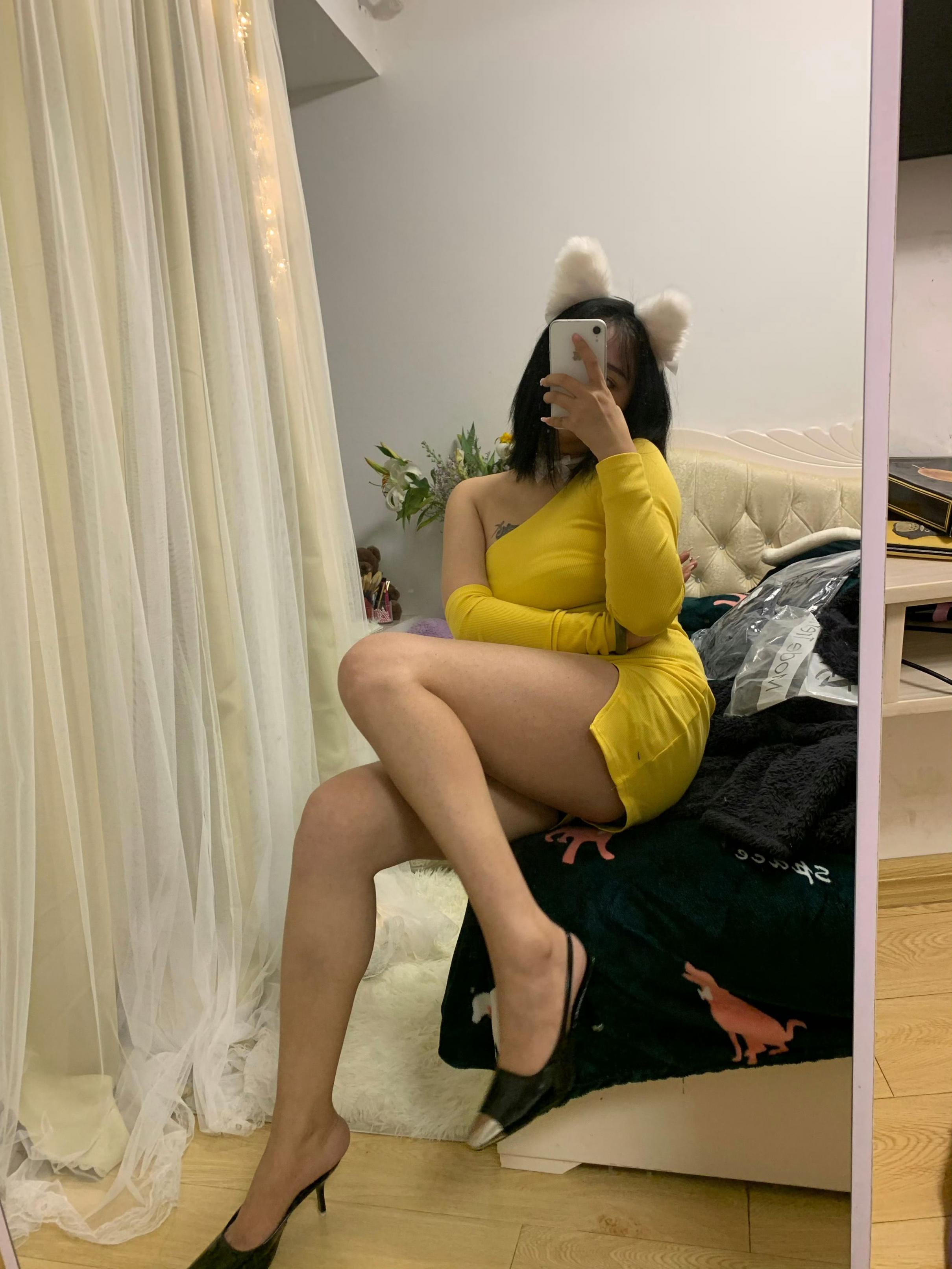 红丝袜黑高根，直刺男人的心窝