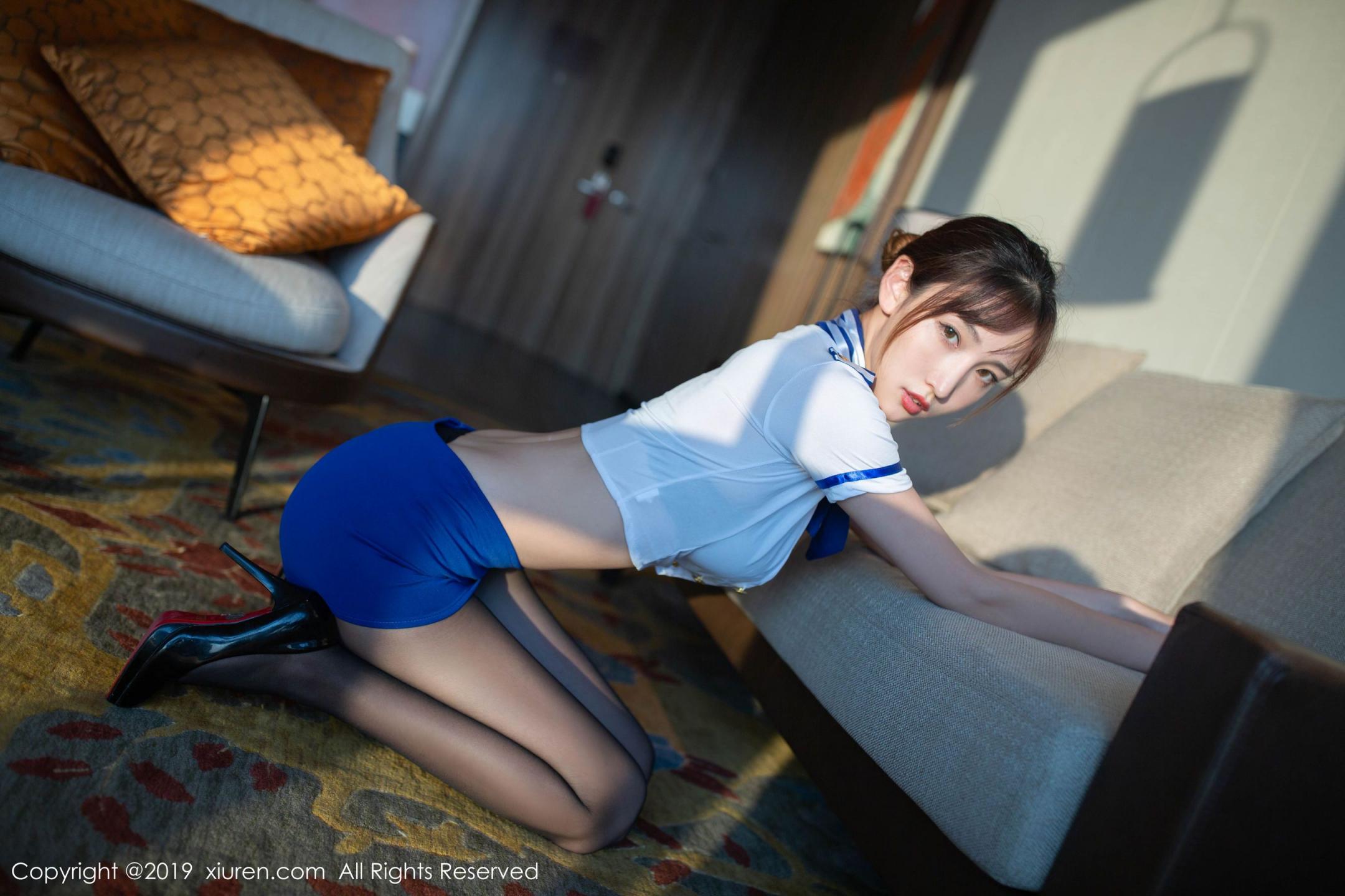 陆萱萱空姐制服