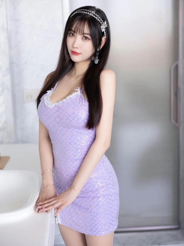 肉丝大长腿的小姐姐