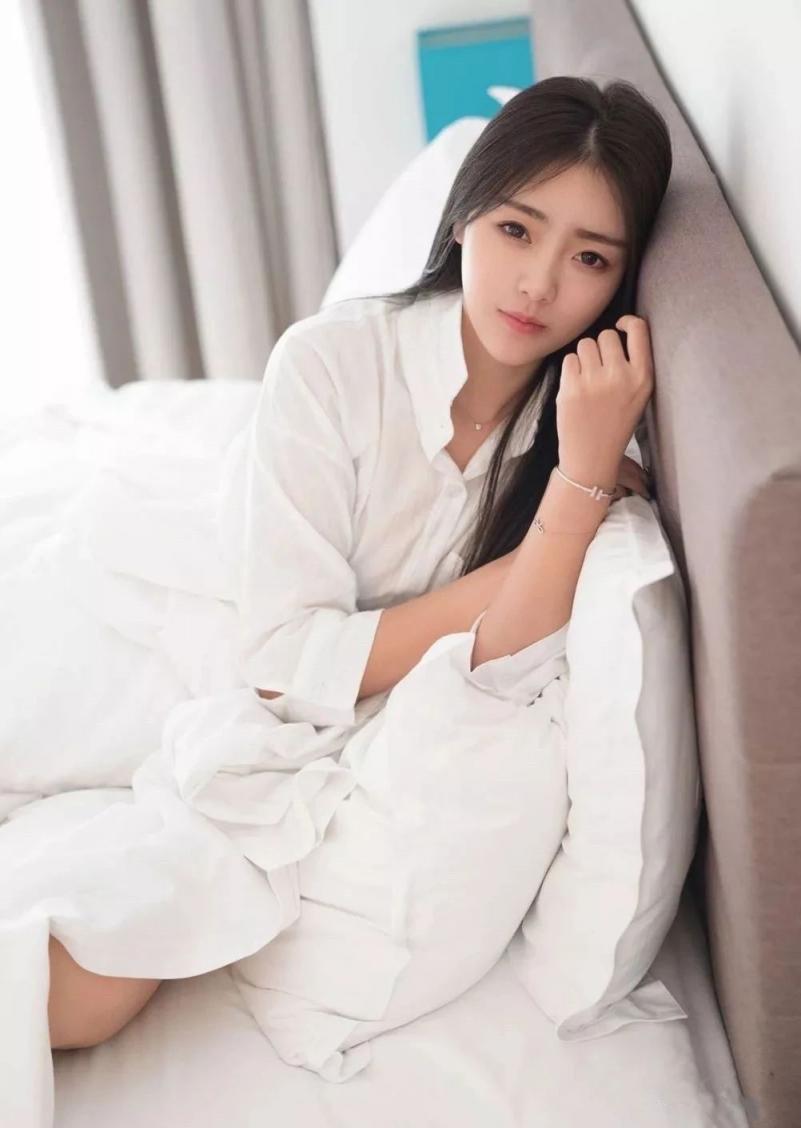 温柔小甜心优雅大美腿