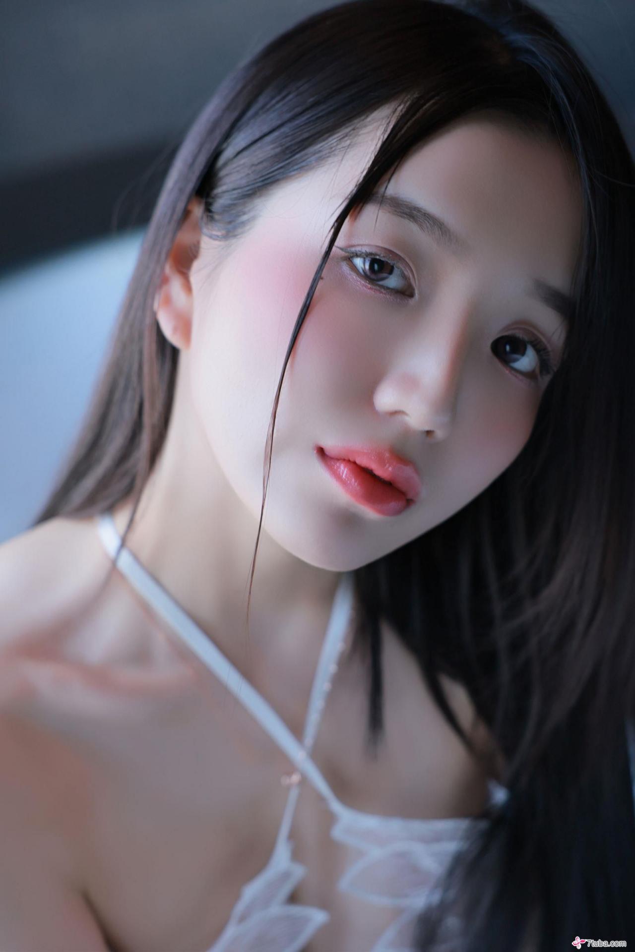 性感美图 掀开看看