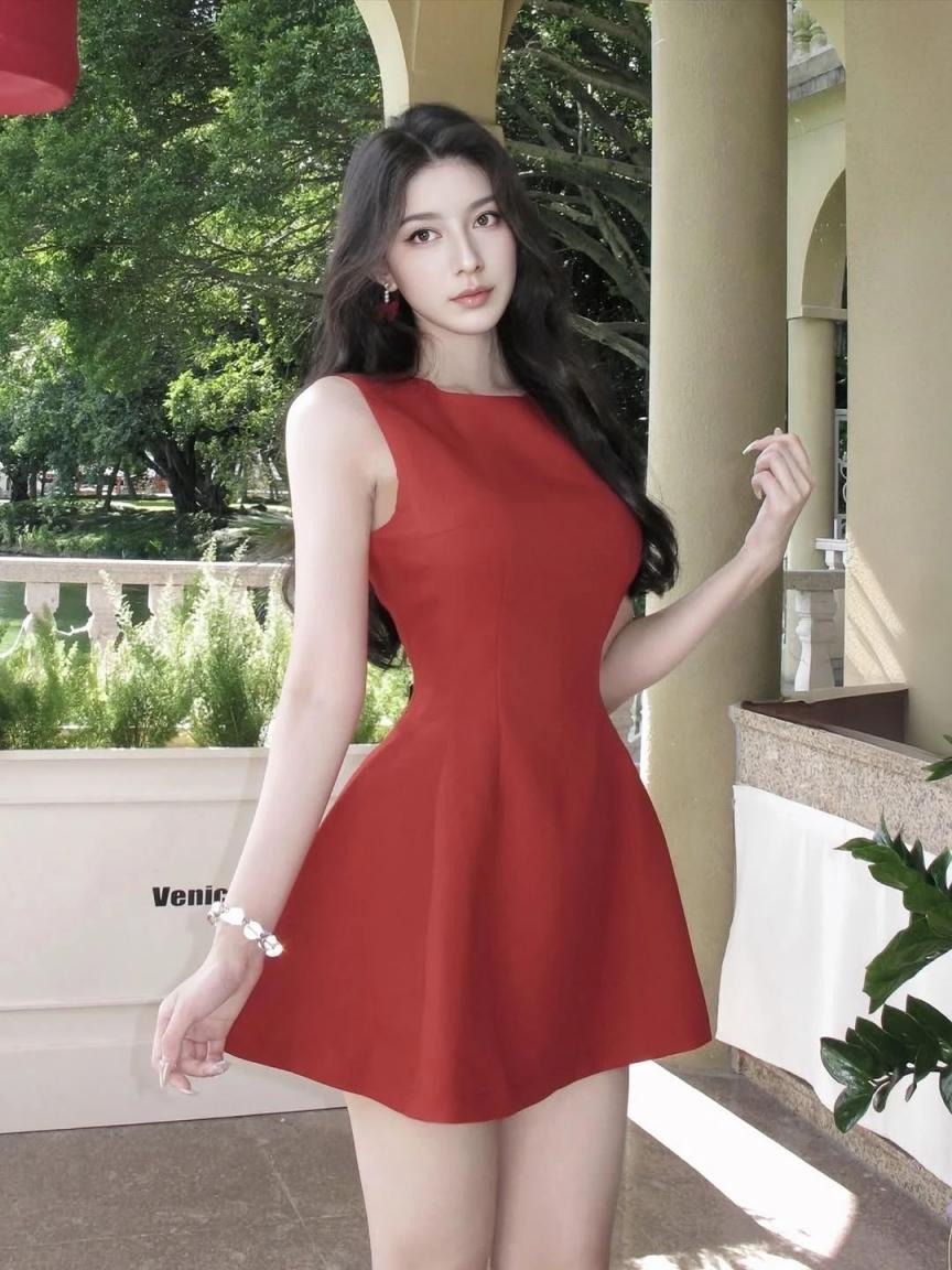 蜂腰翘臀大长腿