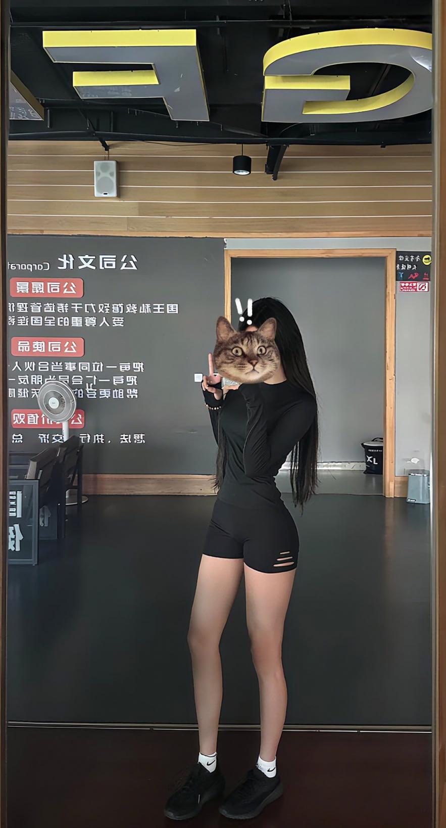 性感美女姐姐[26P]