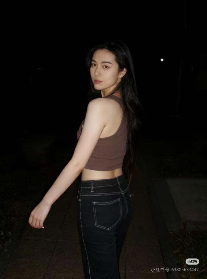 搜集的妹子图片：顾丹宁！