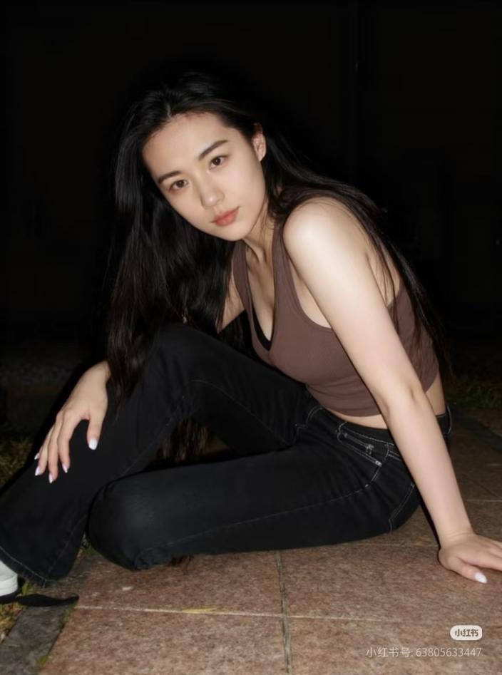 搜集的妹子图片：顾丹宁！