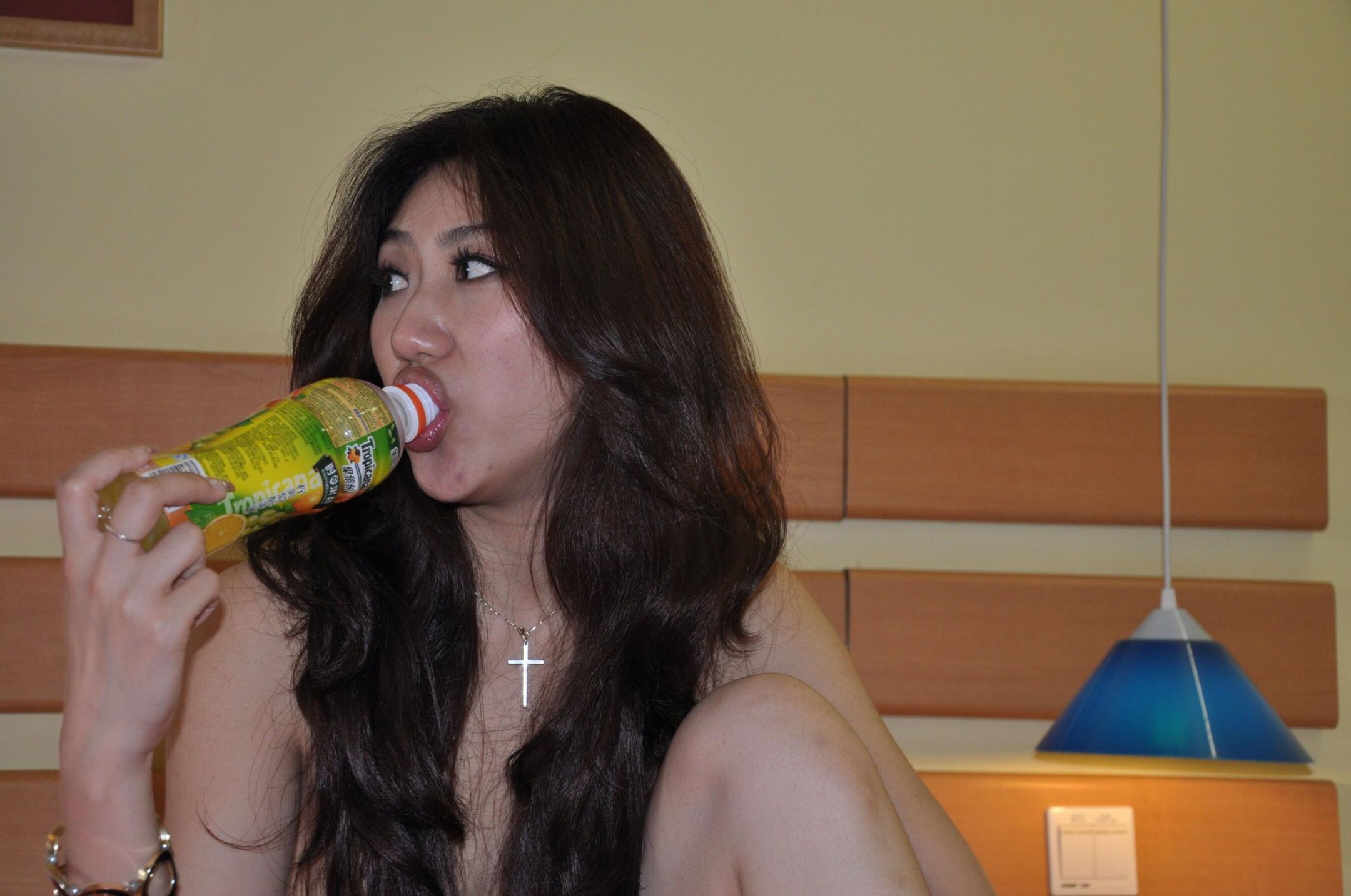 这内裤看着很纯欲啊