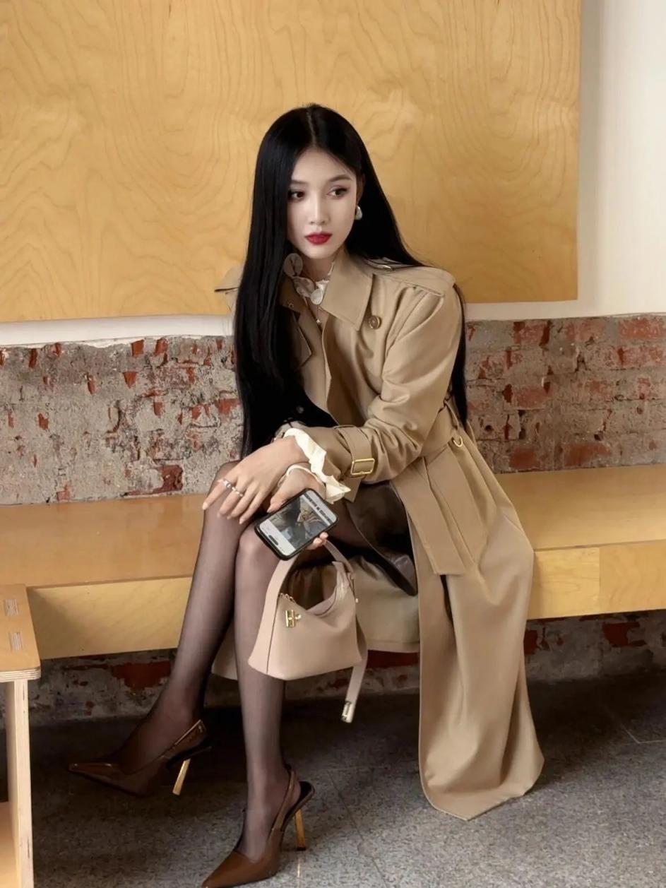 漂亮的大长腿小姐姐