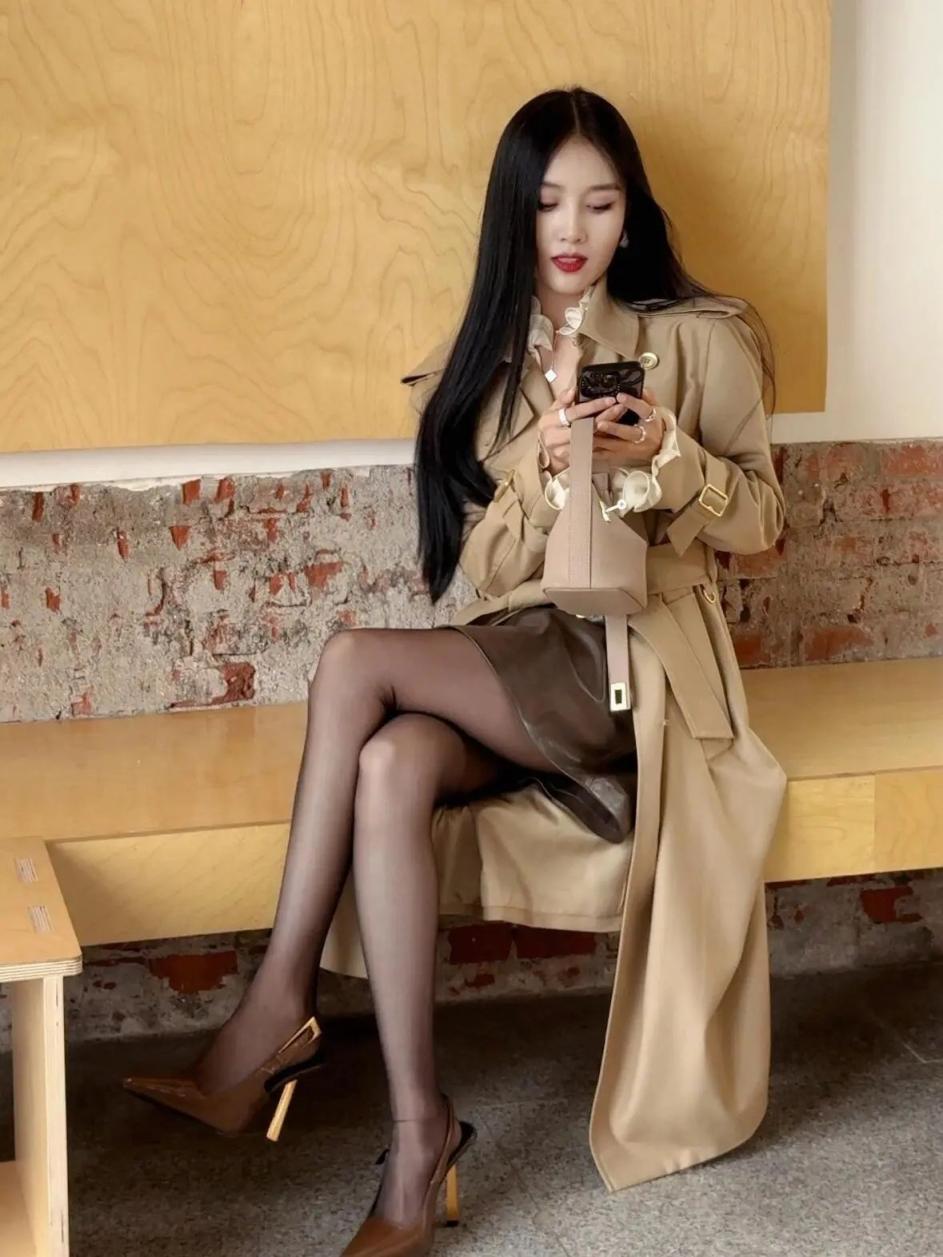 漂亮的大长腿小姐姐