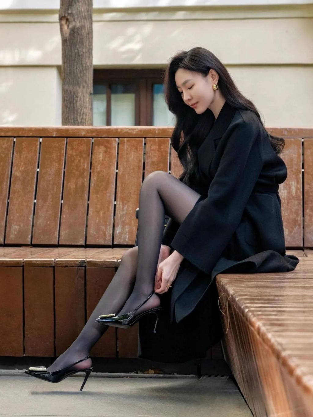 漂亮的大长腿小姐姐