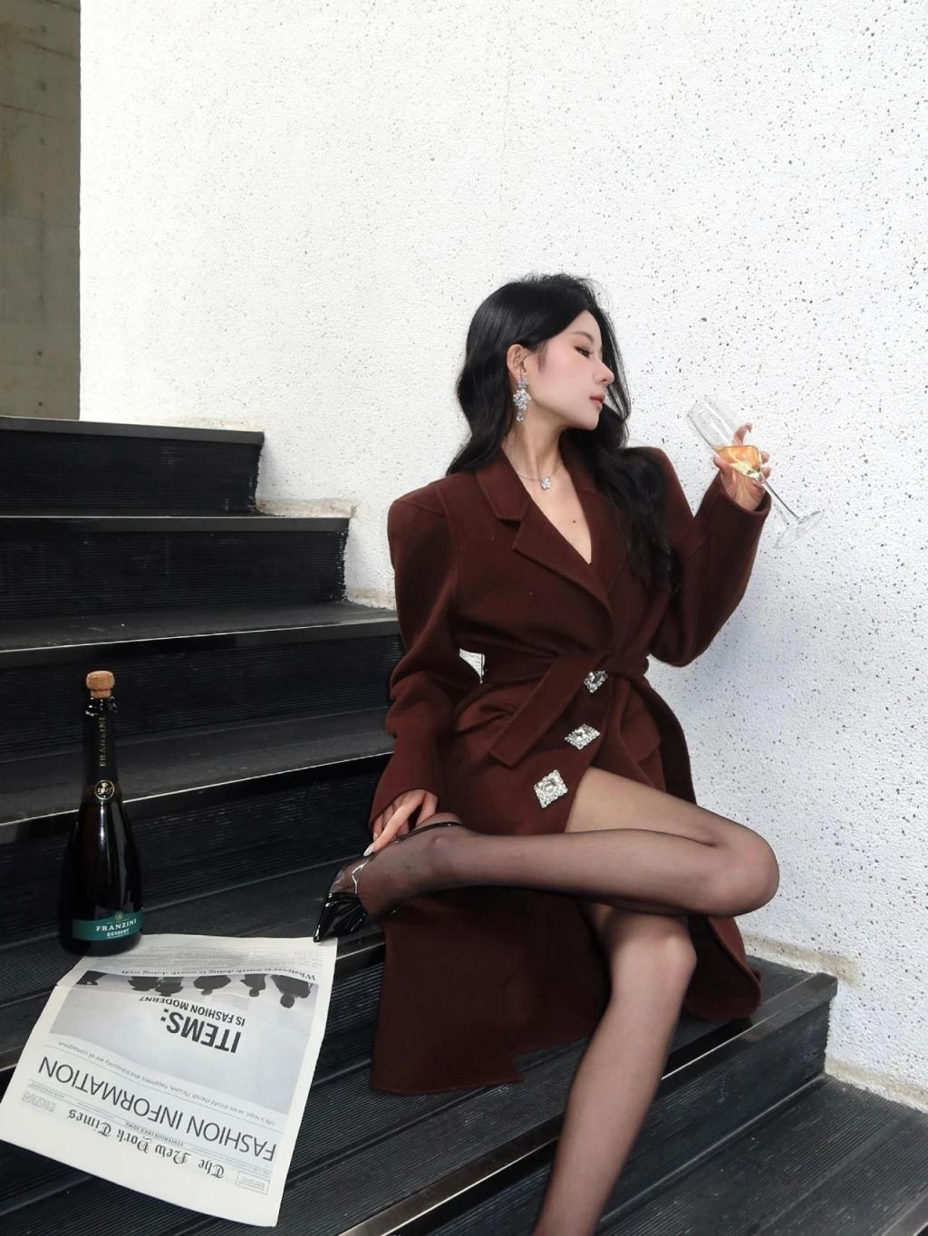 漂亮的大长腿小姐姐