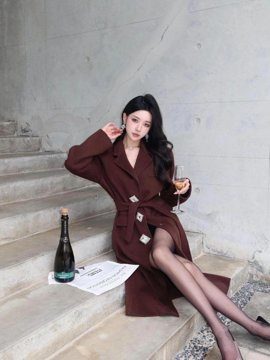 漂亮的大长腿小姐姐