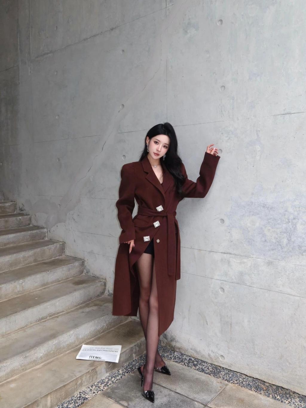 漂亮的大长腿小姐姐