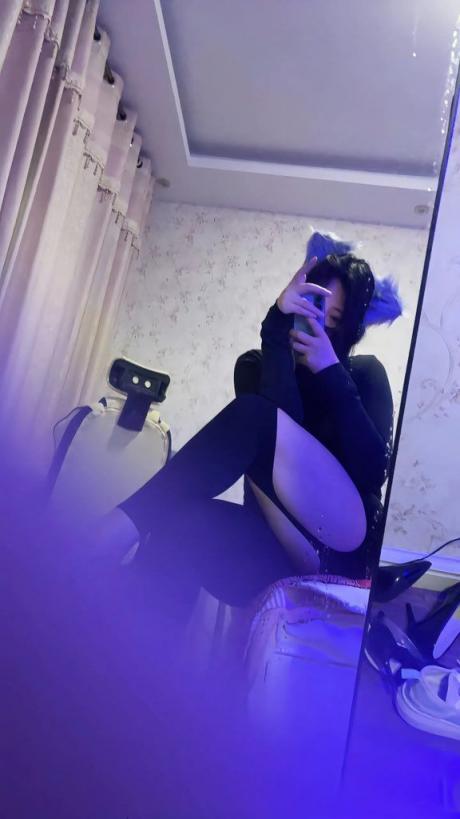 少妇美丽诱惑肉体合集写真