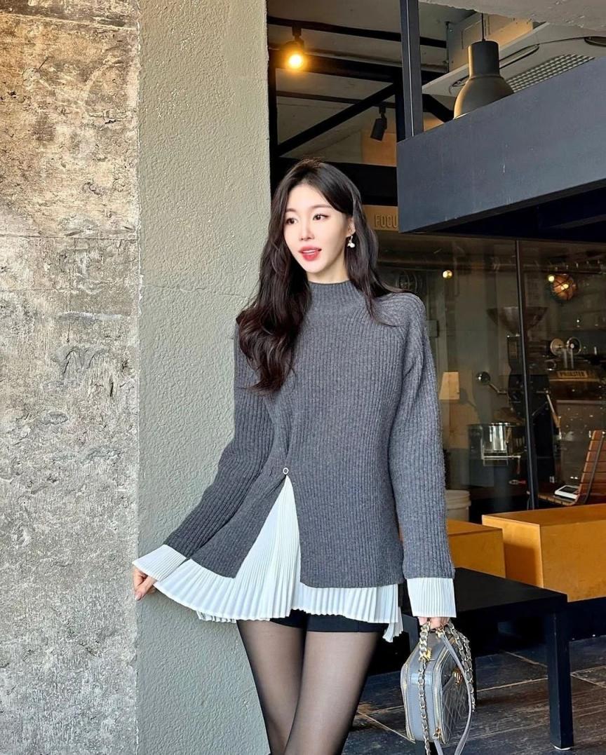 包臀裙黑丝大长腿