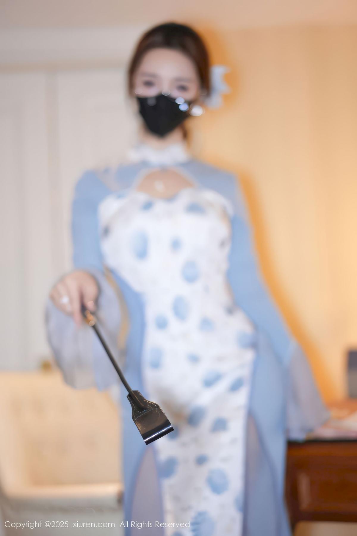 模特Twins-桃桃蓝色连衣裙白丝主题写真