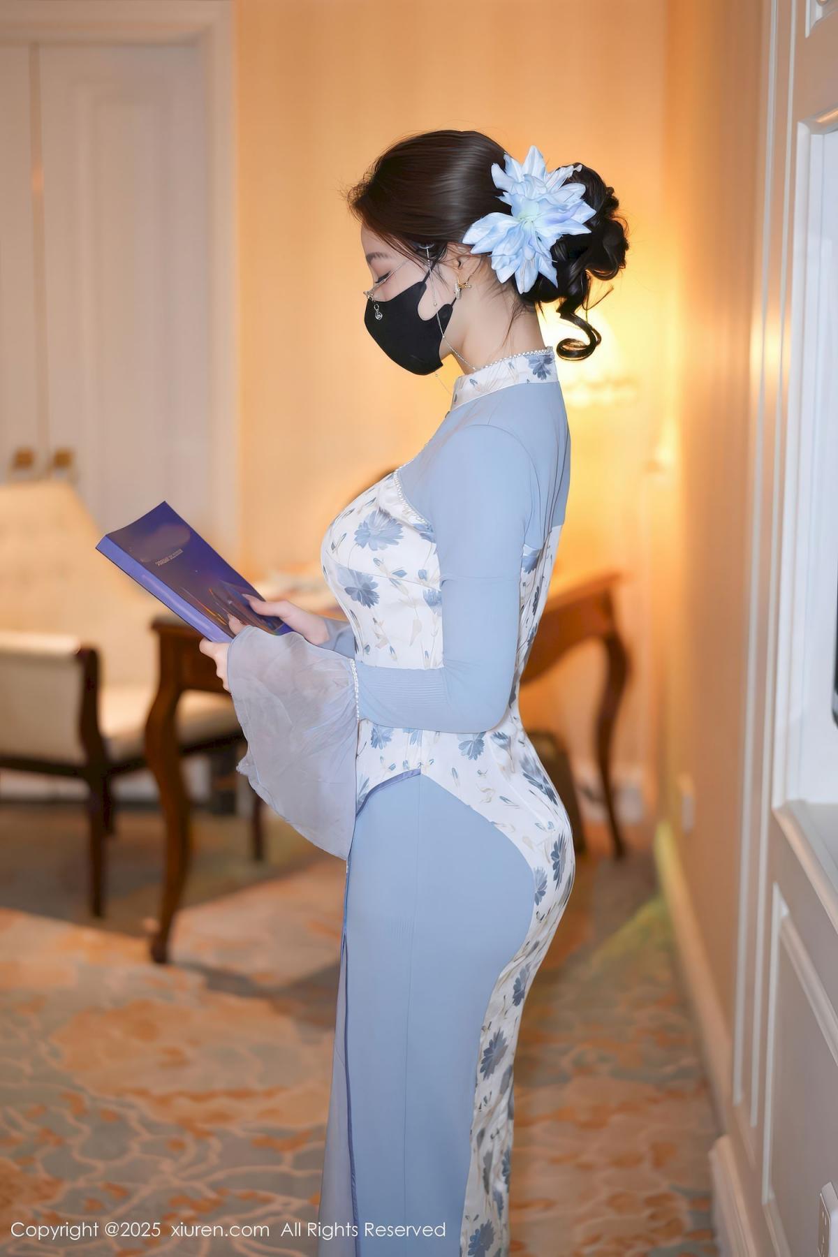 模特Twins-桃桃蓝色连衣裙白丝主题写真