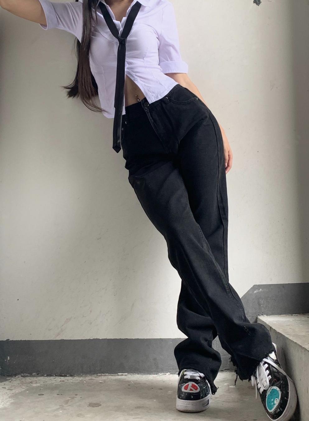 翘臀杨柳腰风情写真[20251228]