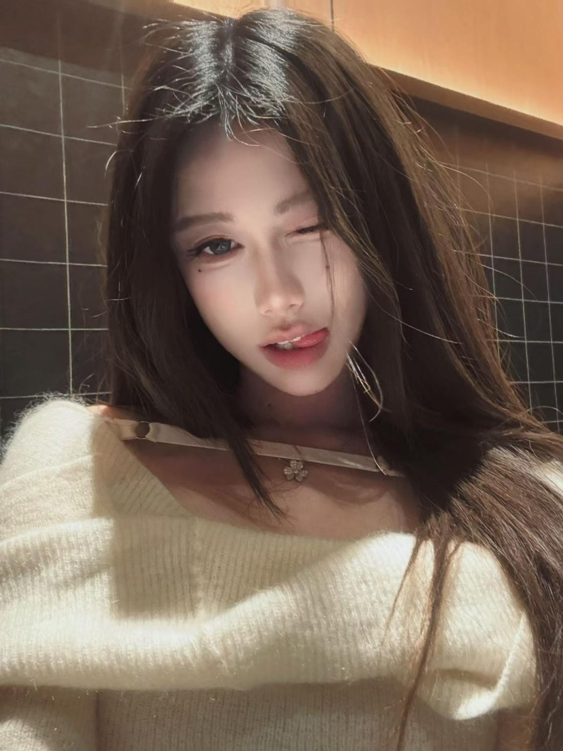 诱惑美丽的小姐姐