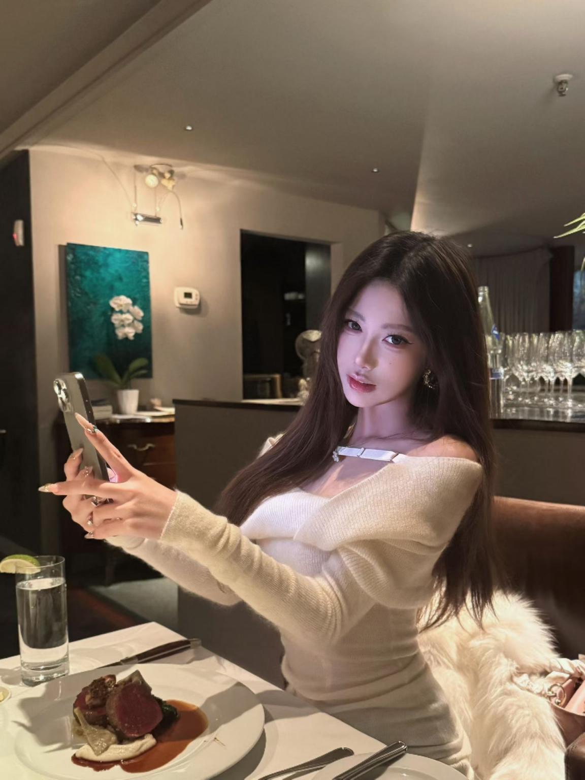 诱惑美丽的小姐姐