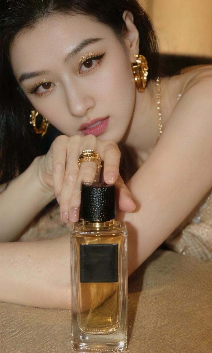 诱惑美丽的小姐姐