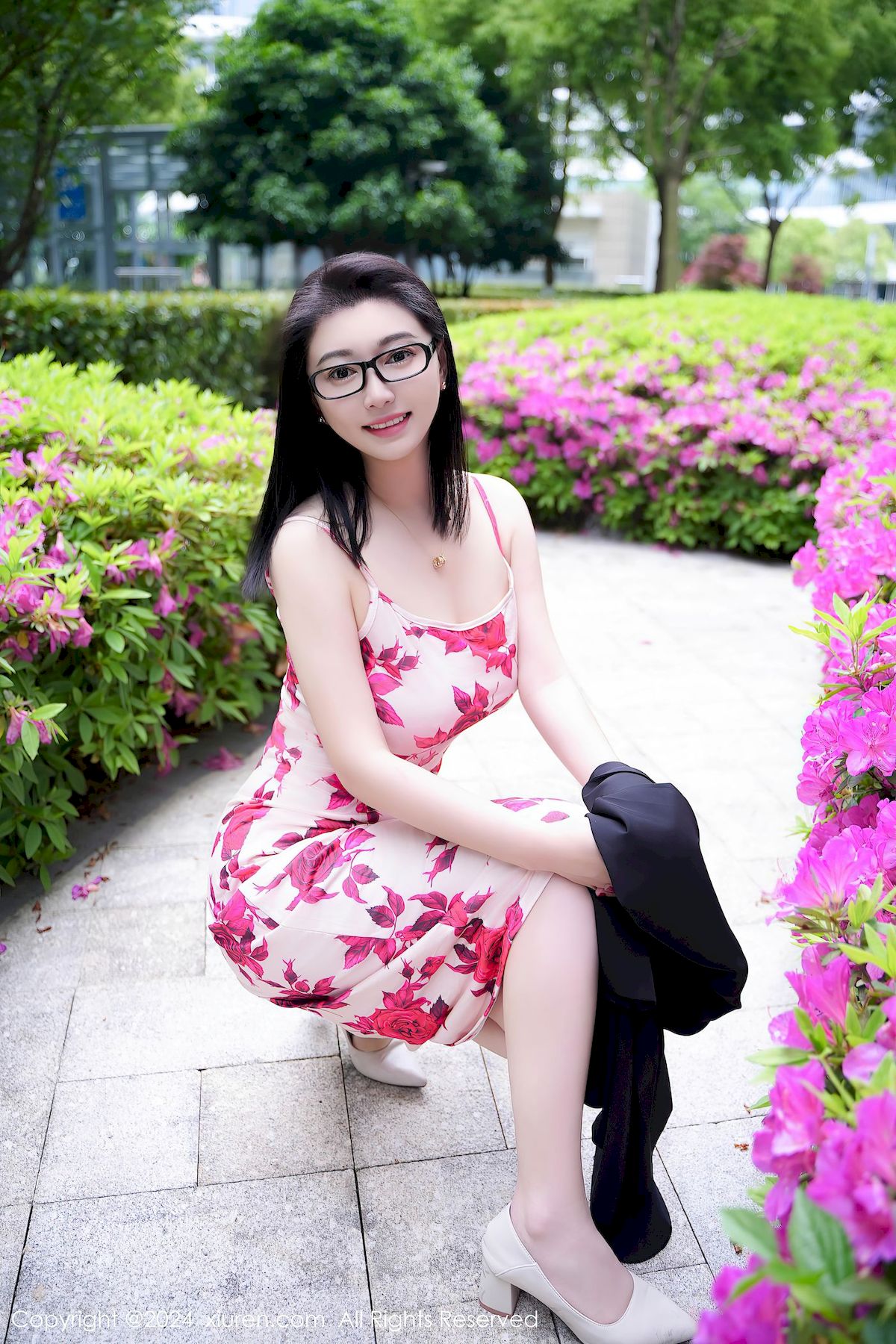 模特雅茹老师碎花长裙