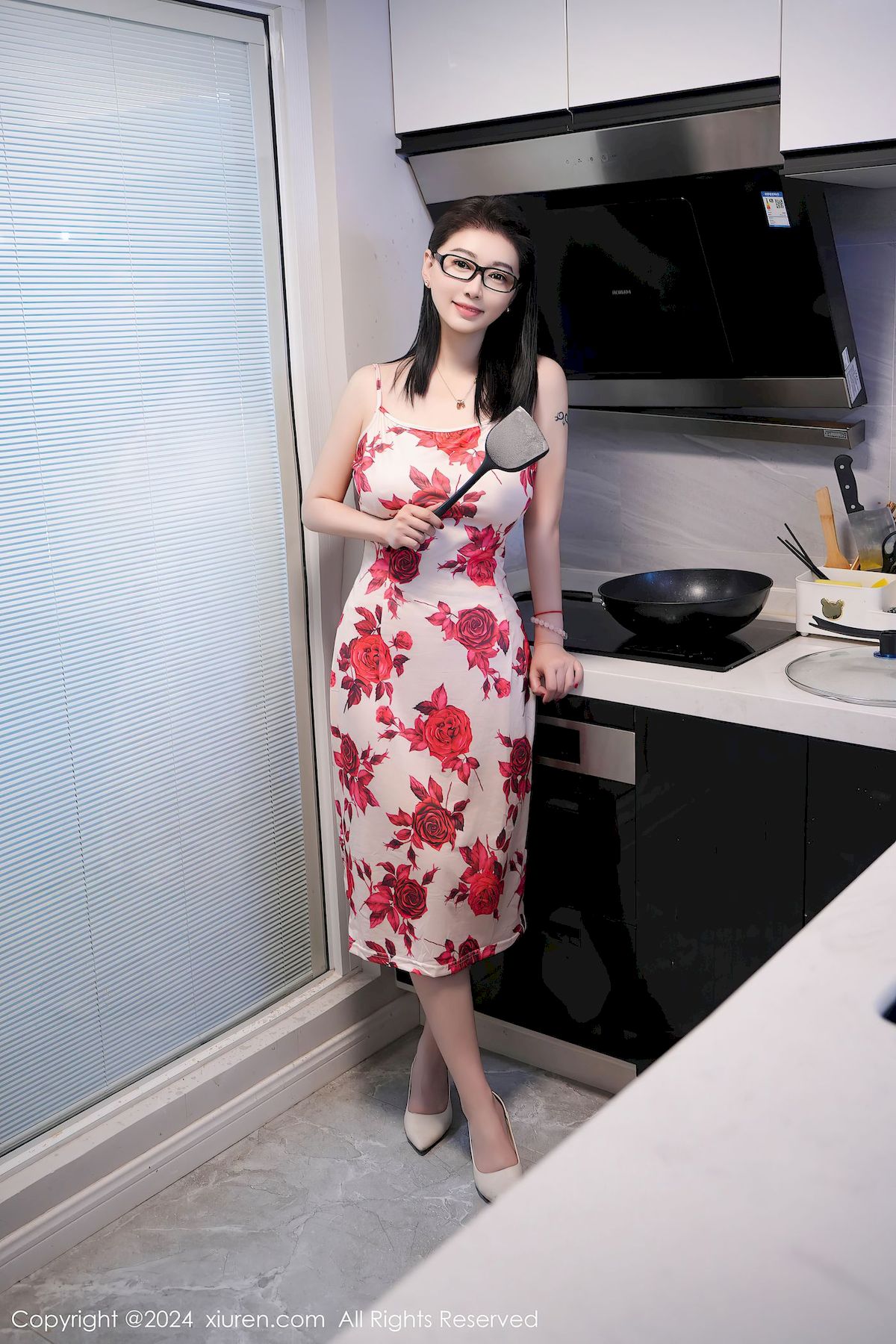 模特雅茹老师碎花长裙