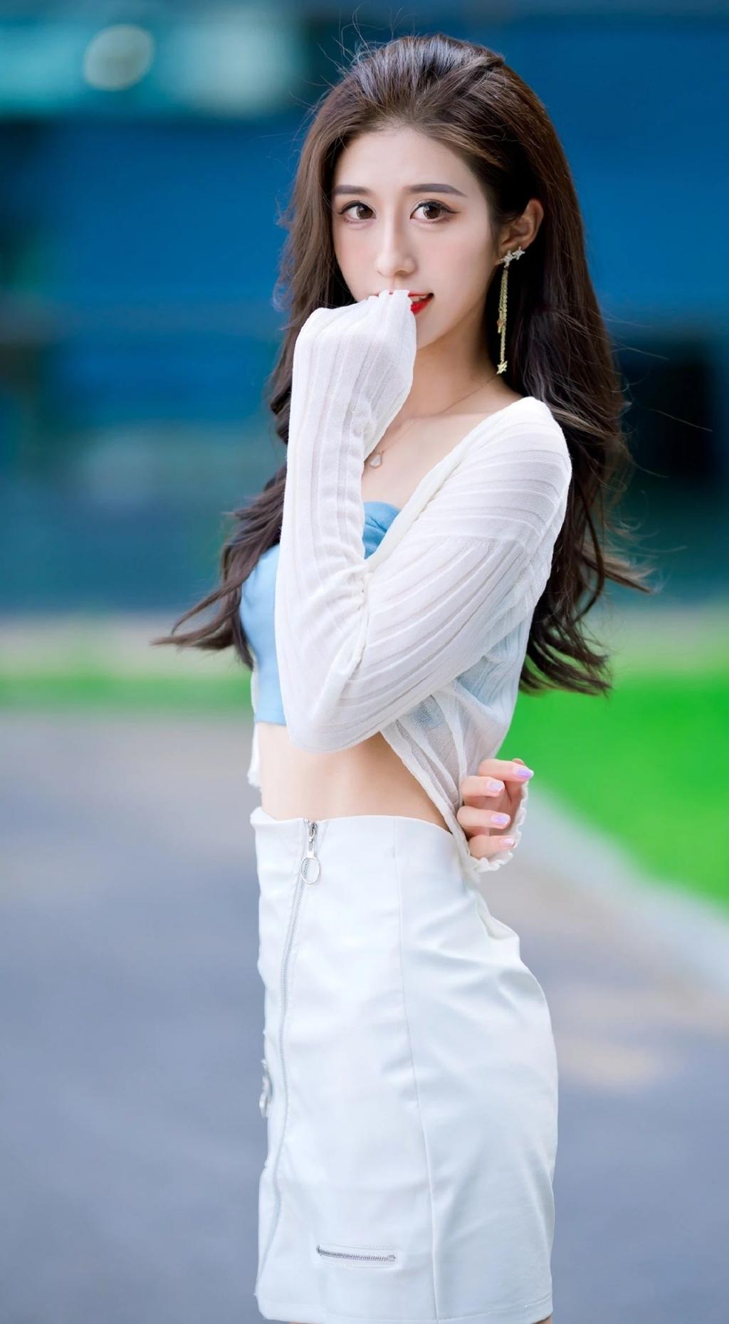 抹胸衫包臀裙太漂亮了