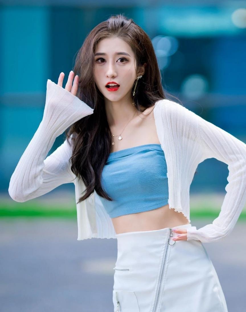 抹胸衫包臀裙太漂亮了