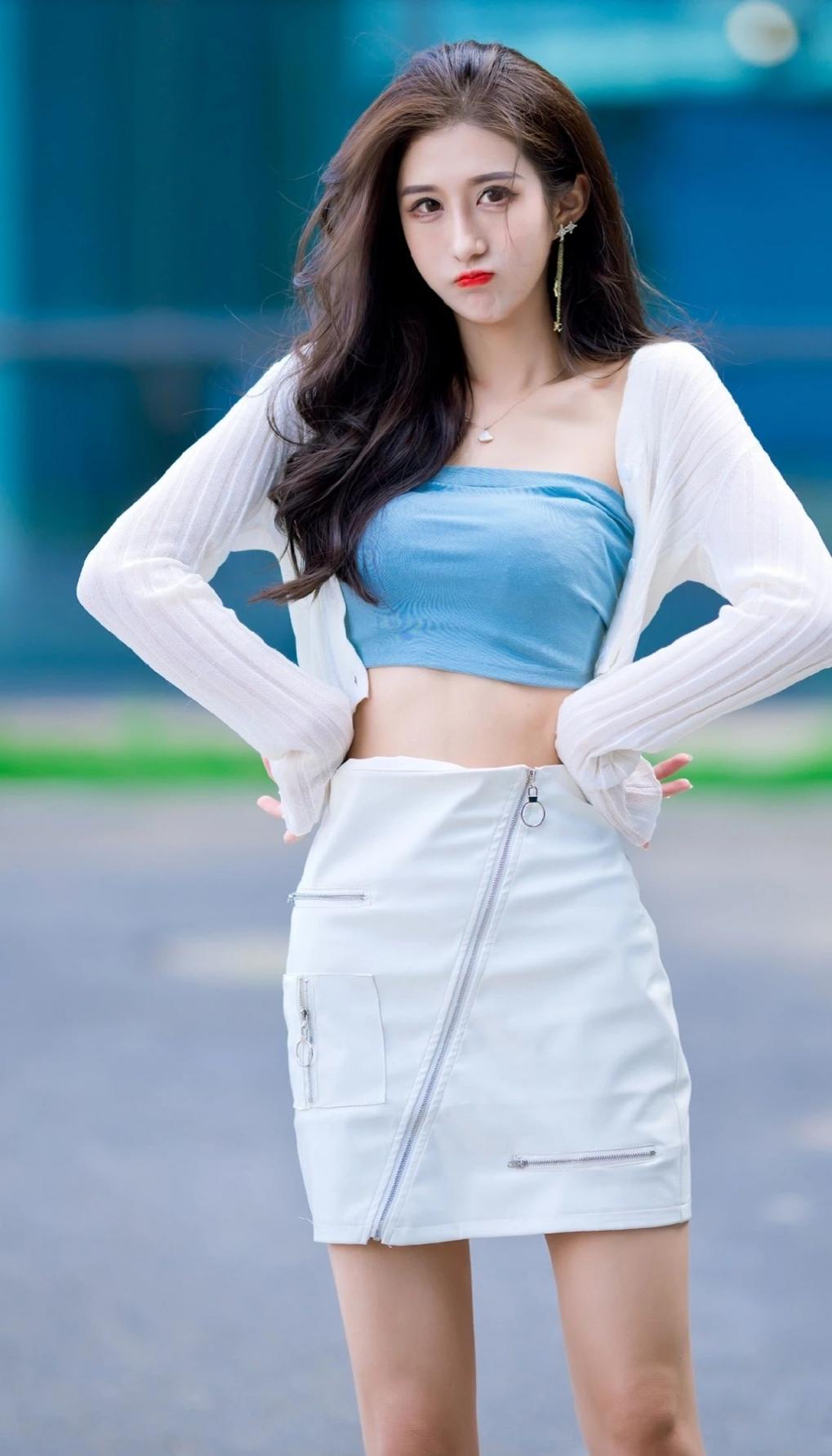 抹胸衫包臀裙太漂亮了