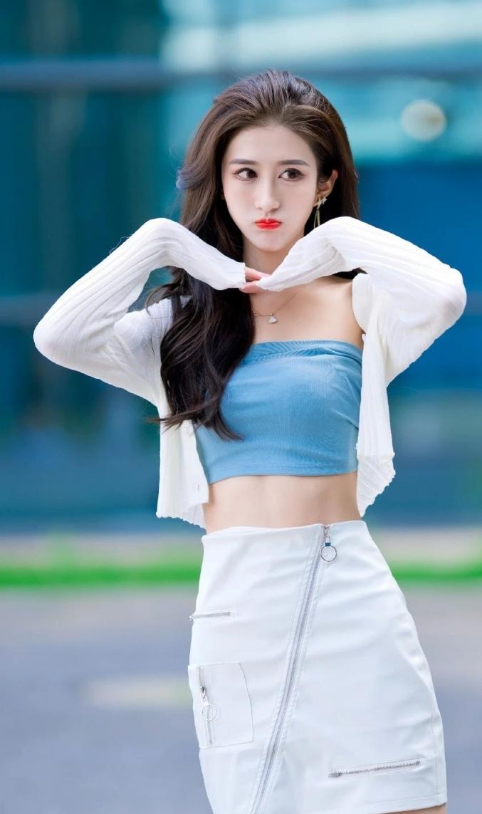 抹胸衫包臀裙太漂亮了