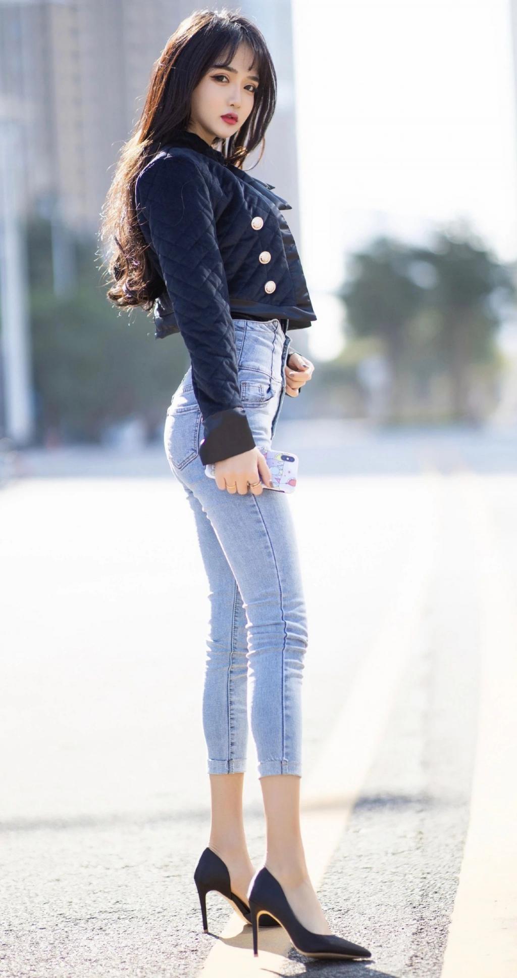 纤腰大长腿，太美了吧