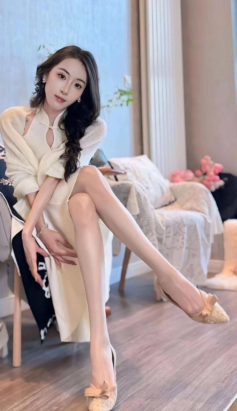 纤腰美腿，太有气质了