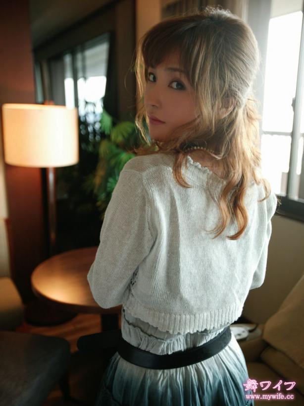 成島 ちひろ Chihiro Narushima 楓まお