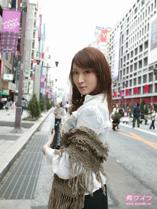 雨宮 栞 Shiori Amemiya 香坂めぐ