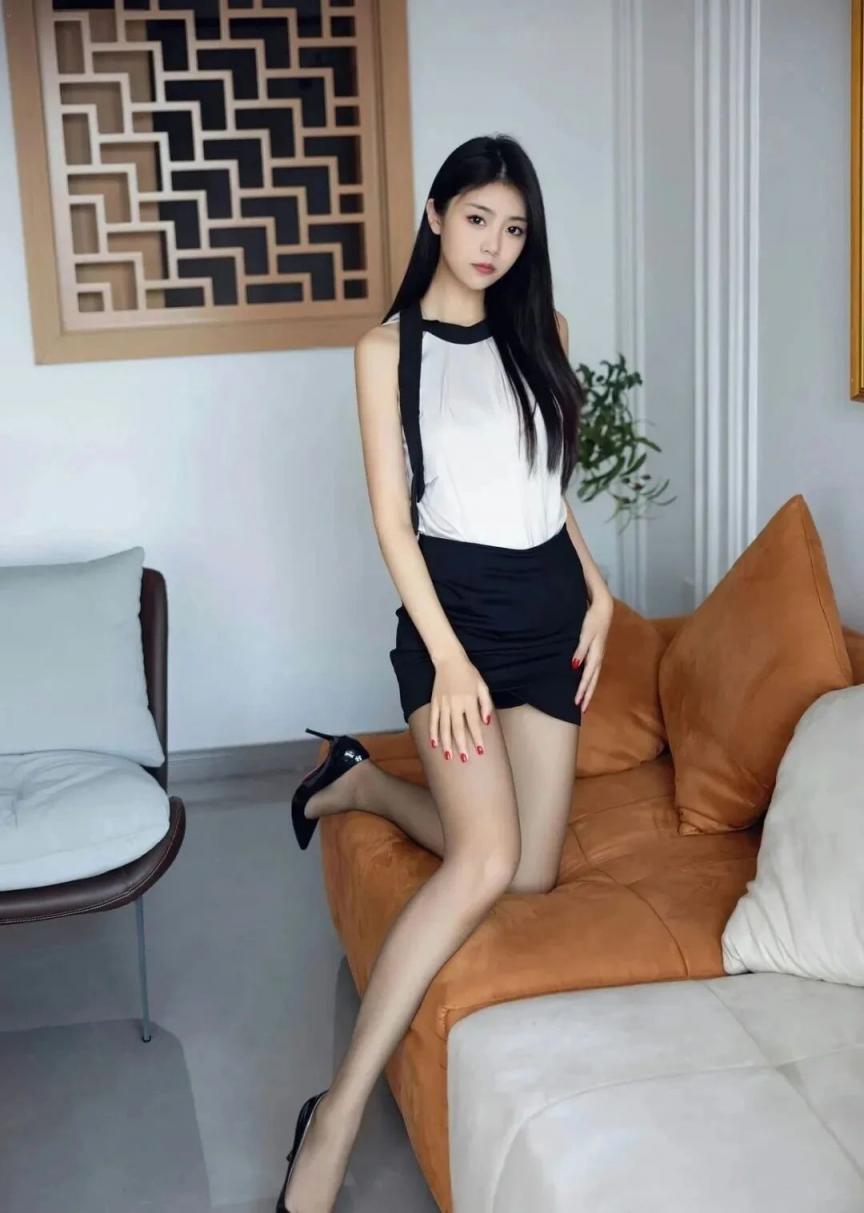 婀娜身姿满屏大长腿