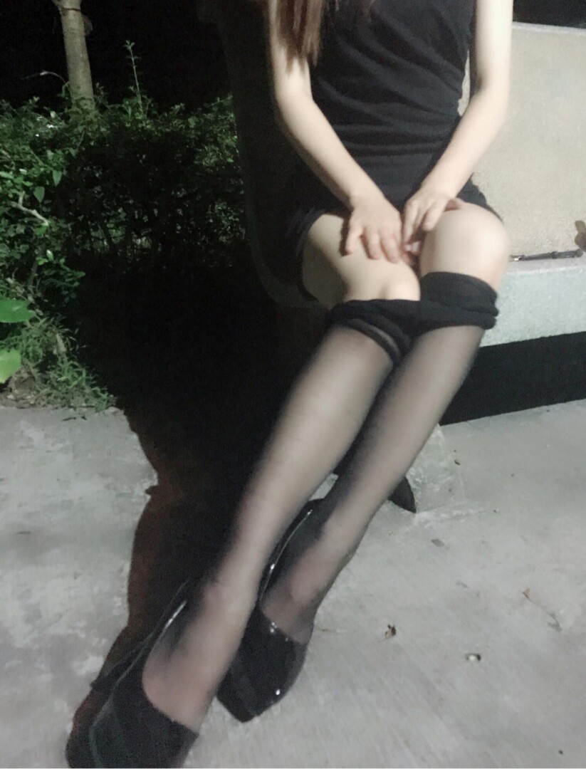 诱人的极品黑丝小姐姐