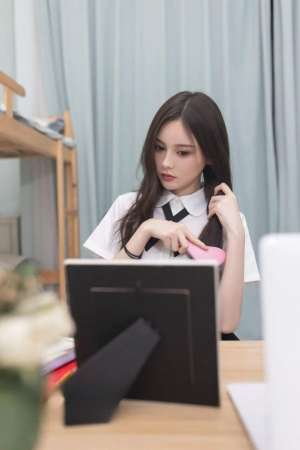 有这样的学妹你还想毕业吗