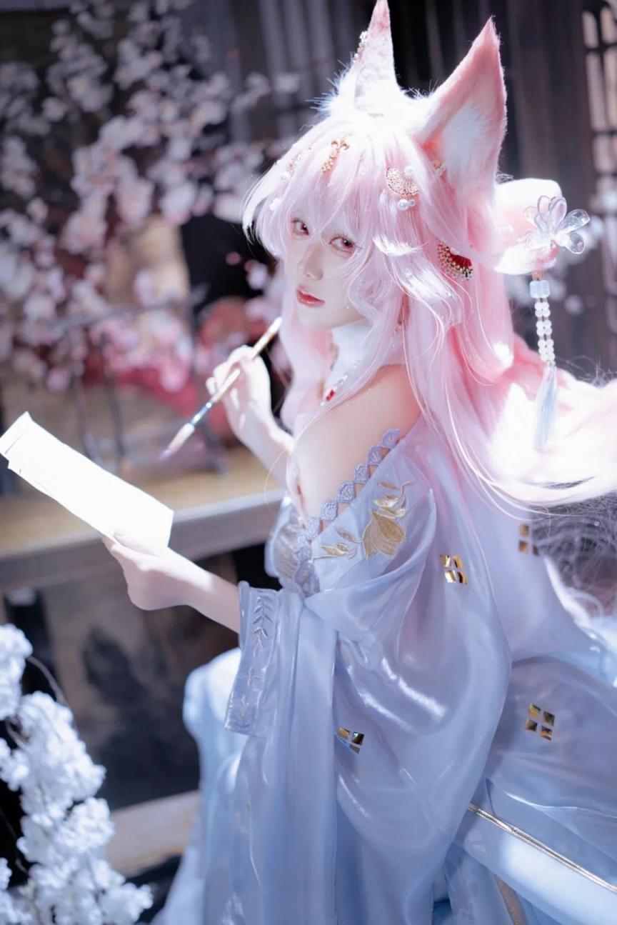 COS美少女  报突军  [25P]