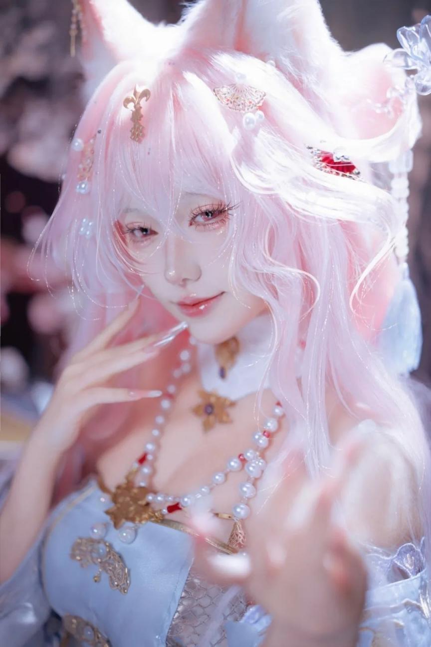 COS美少女  报突军  [25P]