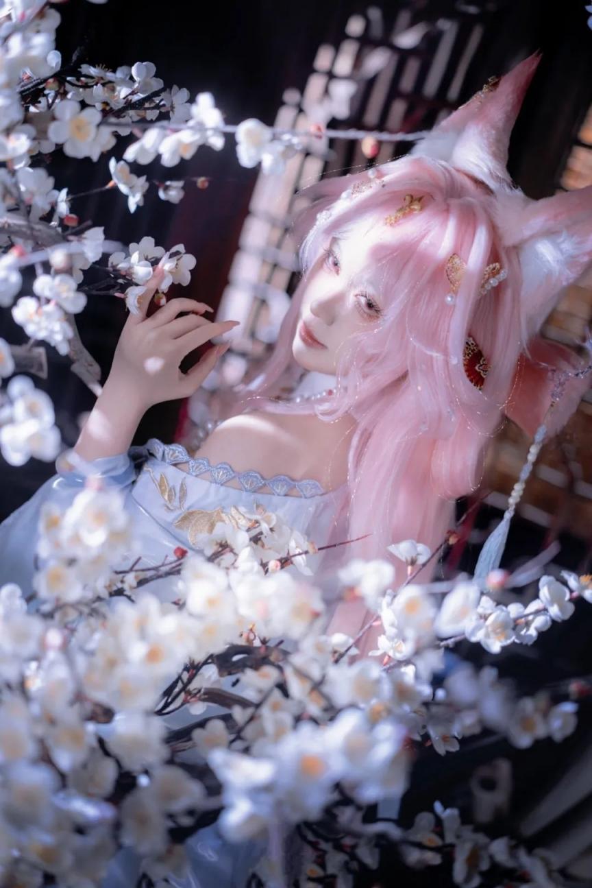 COS美少女  报突军  [25P]