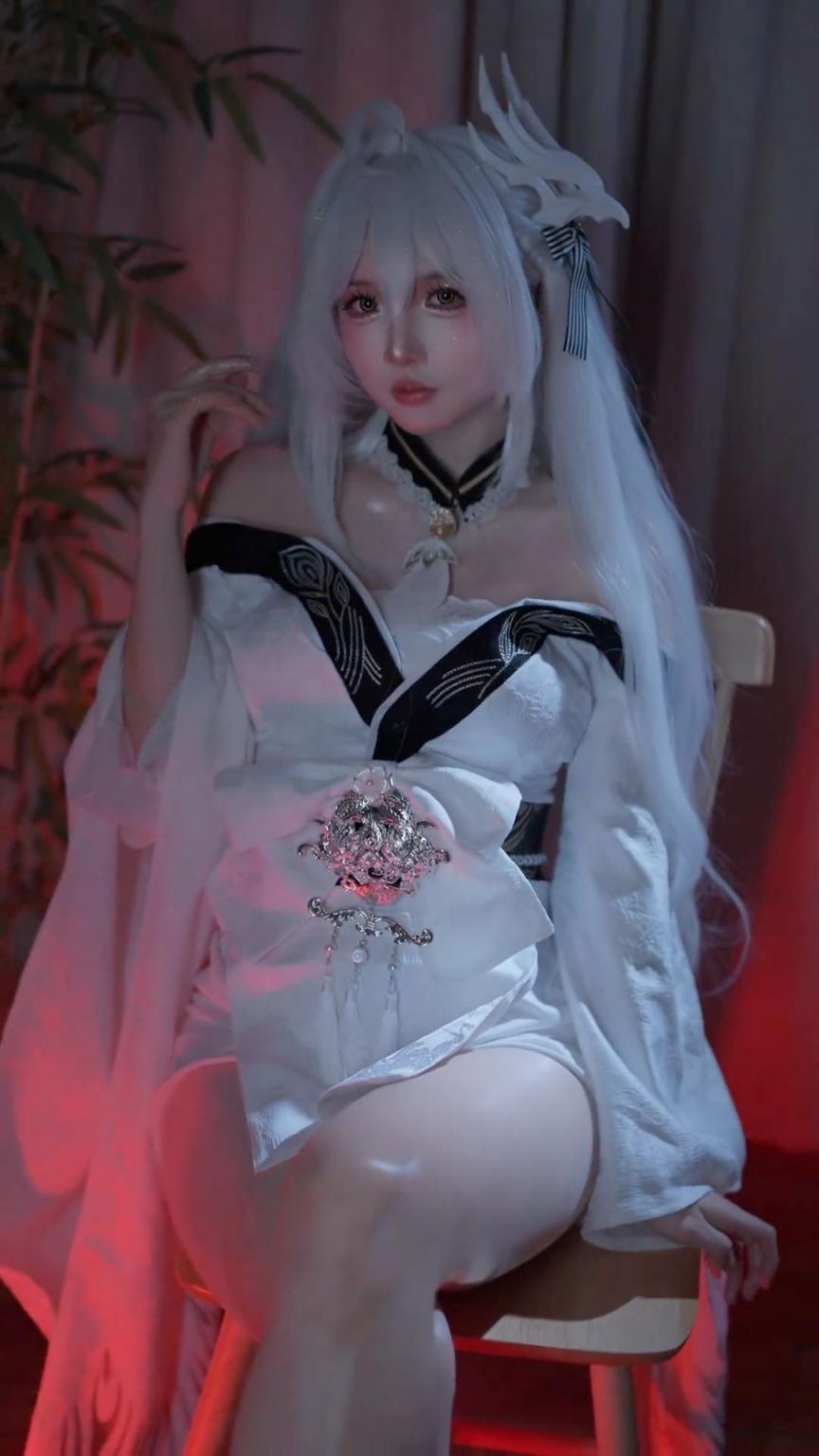 COS美少女  报突军  [25P]