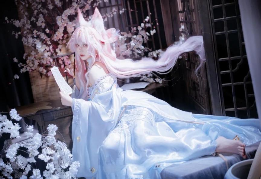 COS美少女  报突军  [25P]