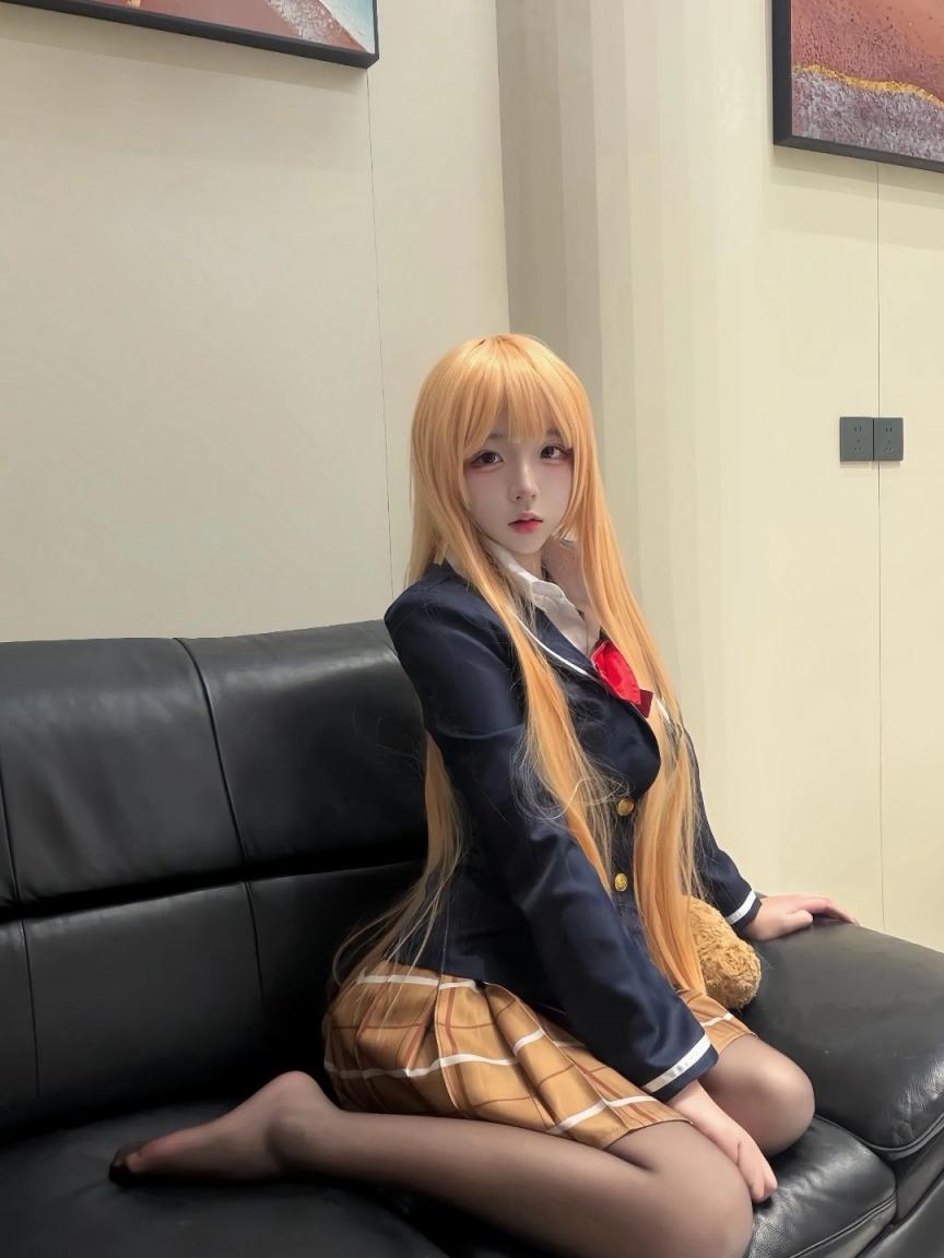 COS美少女  报突军  [25P]