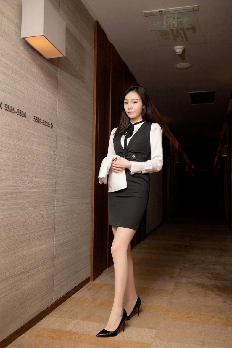 客房经理职业装诱惑