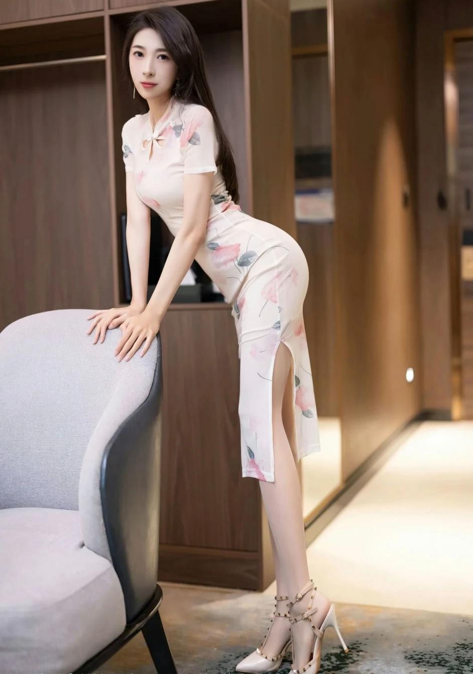 满屏黑丝大长腿漂亮