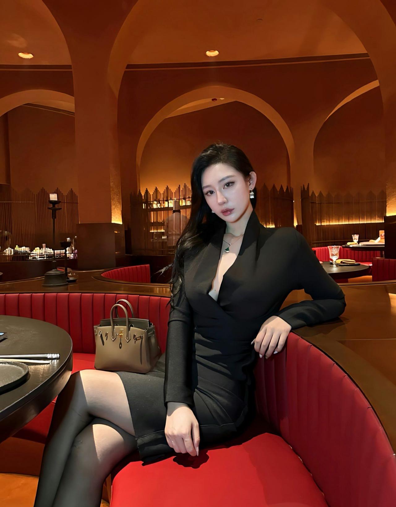 媚眼如丝性感迷人都是情妇的料