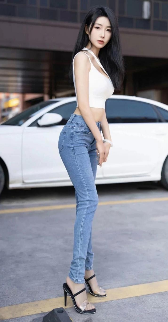 纤腰美腿，这谁受得了