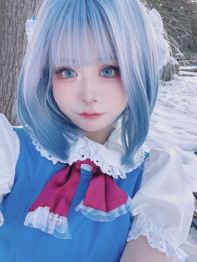 COS美少女  坚路米色