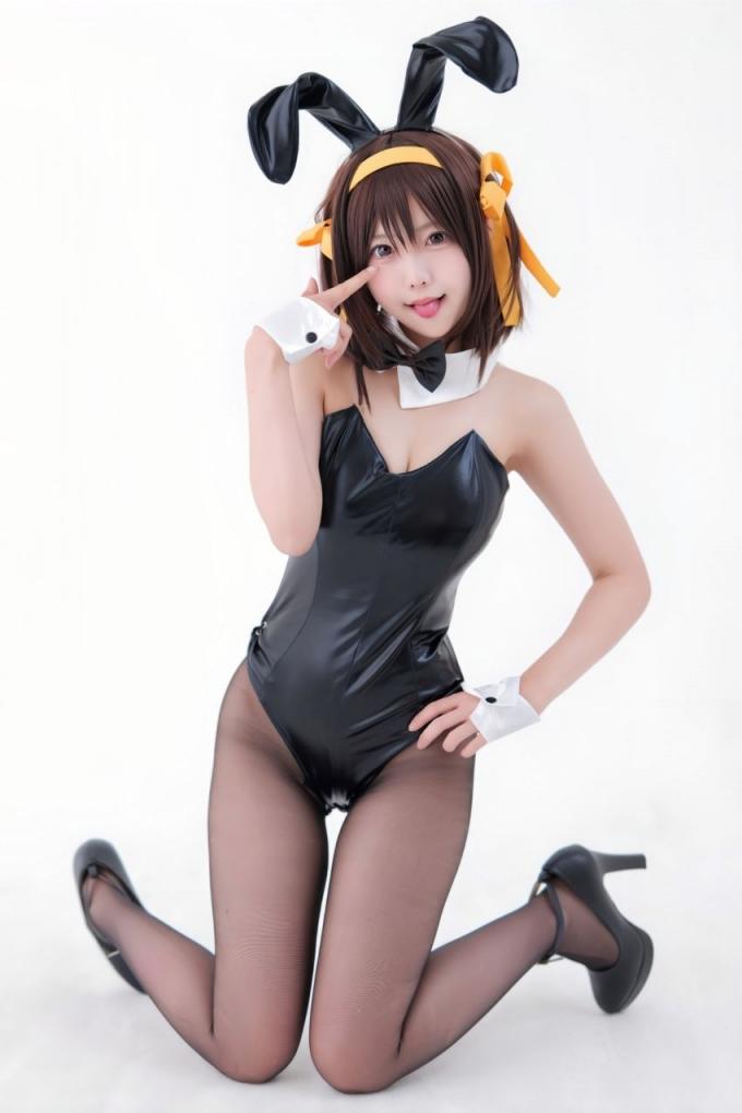 COS美少女  坚路米色