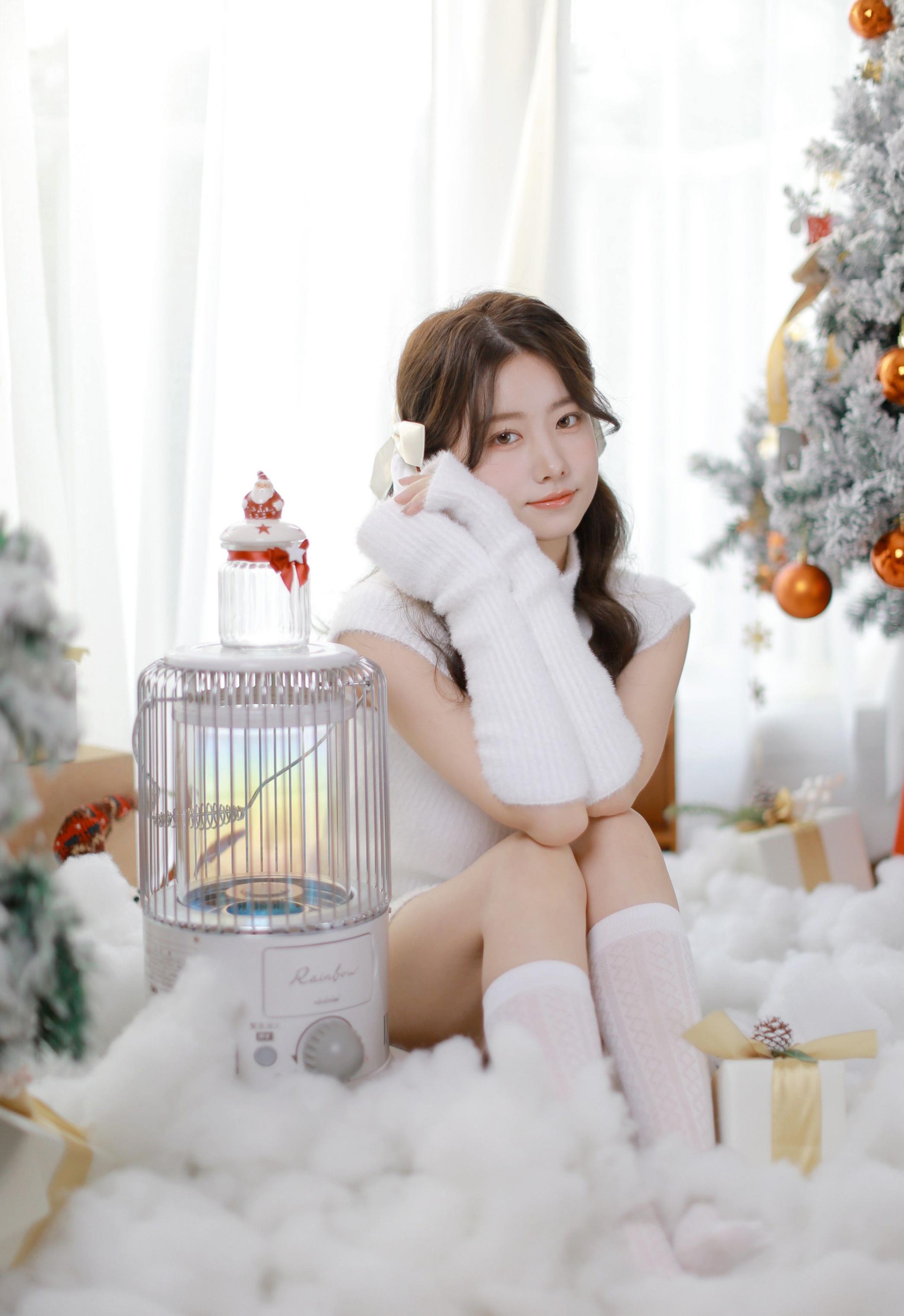 白衣，白裙，白袜，白色的天使